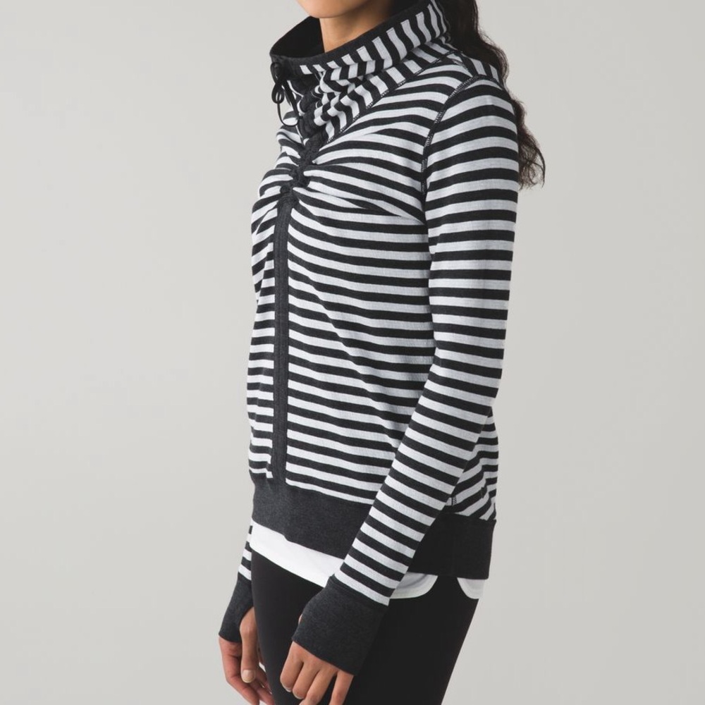 Lululemon In A Cinch Long Sleeve—Reversible
